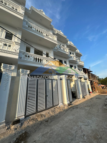 Bán Nhà Phường Long Bình Tân 1 trệt 2 lầu dt sàn 175m2 giá 3,9 tỷ Biên Hòa Đồng Nai Bán Nhà Phường Long Bình Tân 1 trệt 2 lầu dt sàn 175m2 giá 3,9 tỷ Biên Hòa Đồng Nai