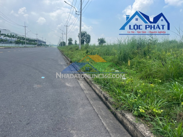 Bán đất xây dựng xưởng 18.300m2 KCN Trảng Bom Đồng Nai. giá 84,4tỷ Bán đất xây dựng xưởng 18.300m2 KCN Trảng Bom Đồng Nai. giá 84,4tỷ