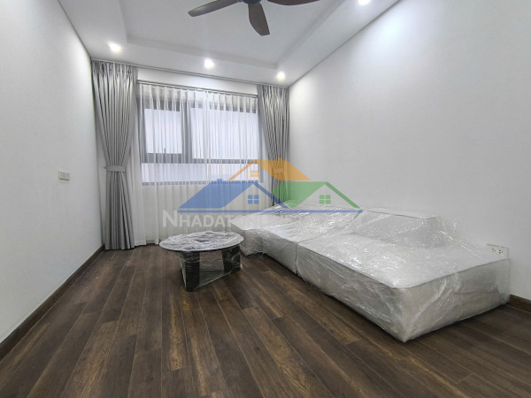 Cho thuê căn hộ chung cư viễn đông, giáp nhị, 85m2, 2 ngủ, 2 vệ sinh, 12 triệu full đồ mới cứng