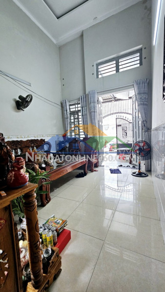 Bán nhà 64m2, 2 tầng, 3pn, 3wc, linh xuân, thủ đức - 3.9 tỷ