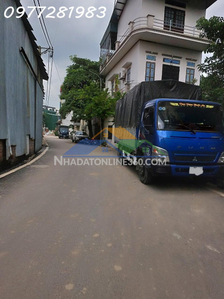 Ga nhổn, nhà dân xây,lô góc, vf3 đỗ cửa,3 ngủ, giá 4.35 tỷ