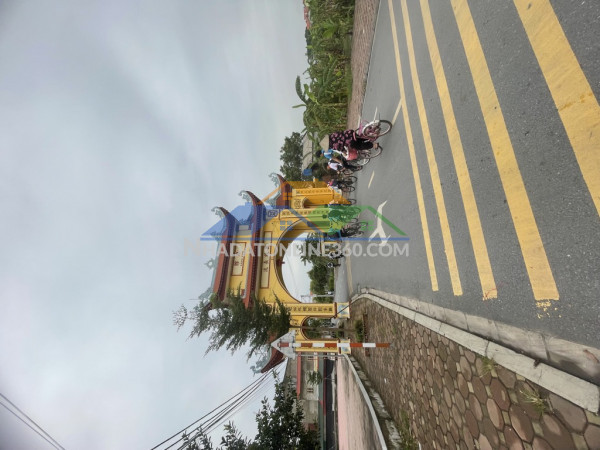 Chính chủ gửi bán  65m  đất, tặng nhà c4 tại giao tất,  gia lâm. nhỉnh 4 tỷ. ô tô tránh, kinh doanh đỉnh.