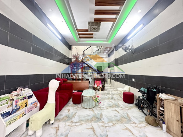 Bán nhà mặt tiền kinh doanh kênh 19.5b, tây thạnh, tân phú, 100m2, 3 tầng
