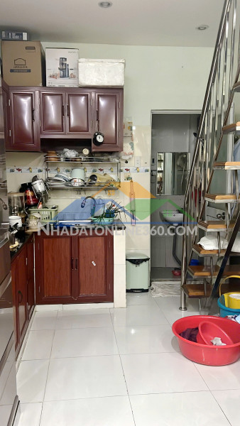 Nhà bán 2 tầng sát hxh đường nguyễn cảnh chân, phường cầu kho quận 1