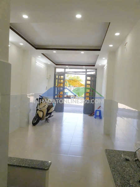 Nhà 4 tầng (4*13m) btct hxh âu dương lân p3q8. 7.3 tỷ