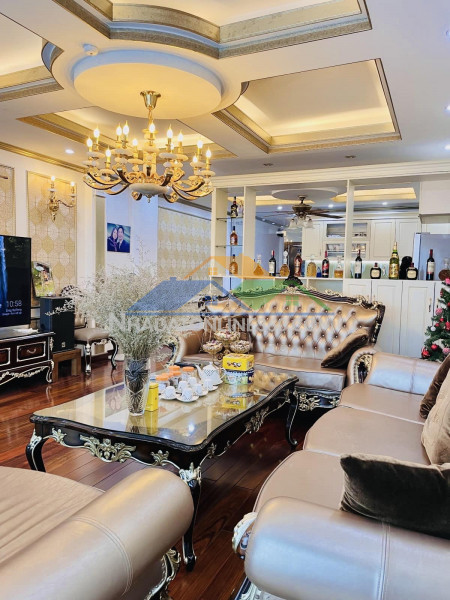 Bán nhà đẹp mê ly phố tôn thất tùng 100m2, 7t thang máy, mt5.3m căn góc ô tô chỉ 31 tỷ