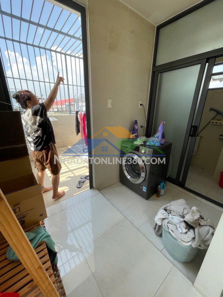Bán nhà quận 6, đường hậu giang, 53m2,5 tầng thang máy, 8.2 tỷ