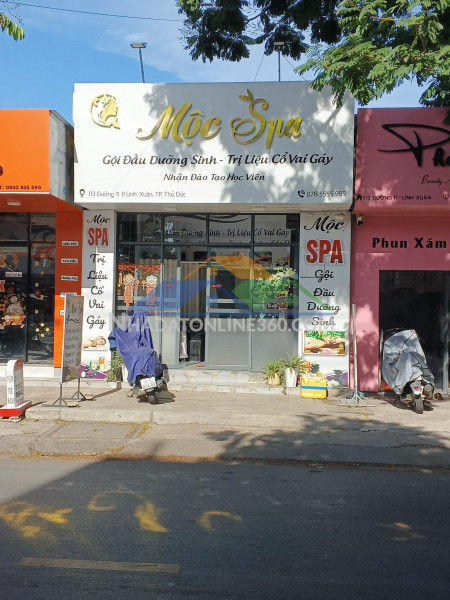 Vì một số lí do cá nhân, em cần sang nhượng quán cà phê mới mở tại huế