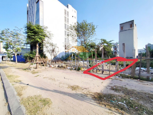 Bán nhà mặt đường trực cát - lê chân, 97m 3 tầng độc lập gốc dân, giá 7.3 tỉ, vị trí đẹp
