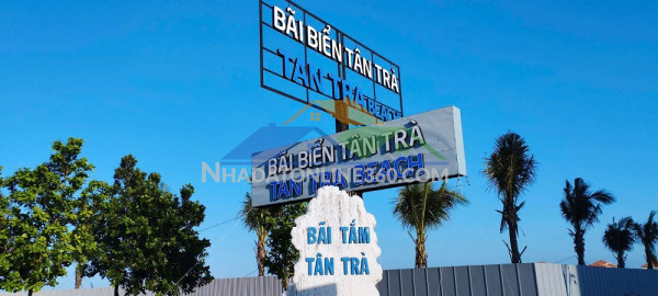 Bán tòa căn hộ an thượng 39 tầng có thang máy, gần biển