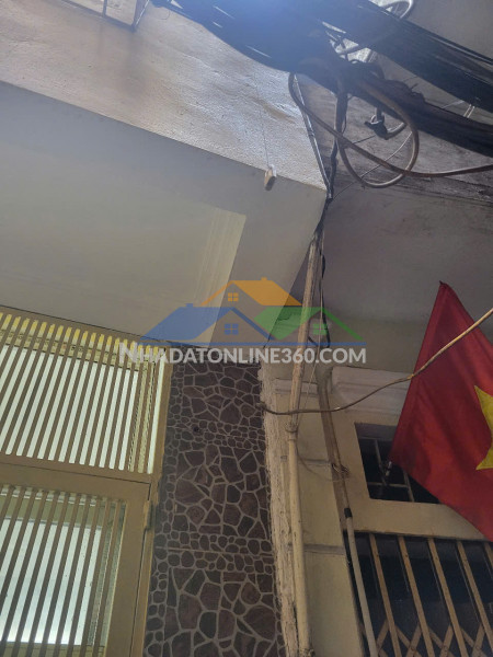 Cho thuê nhà nguyên căn ngõ chợ khâm thiên 5 tầng, 3 ngủ khép kín, 10 triệu