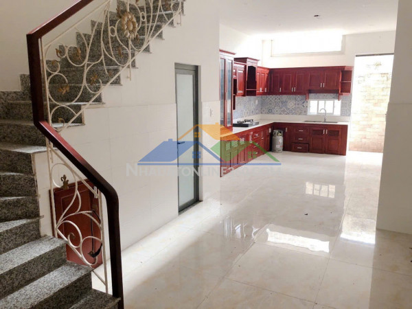 Bán nhà quận 10, đường đồng nai, 40m2, 6 tầng, hẻm xe tải, 12 tỷ
