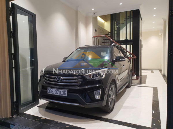 Cực hiếm phố 8/3 35m2 5t lô góc, ngõ thông, ba gác đỗ cửa, ngay chợ