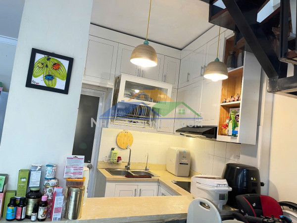 - cho thuê nhà nguyên căn gần 153 cổ nhuế  lh:0941833688