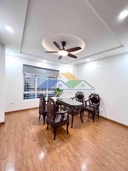 Bán nhà mặt ngõ thịnh quang đống đa 32m 4 tầng mặt ngõ thông kinh doanh - 6.4 tỷ lh 0975.124.520