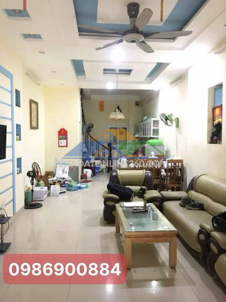 Cần cho thuê nhà 3 tầng tại đại linh, trung văn, nam từ liêm