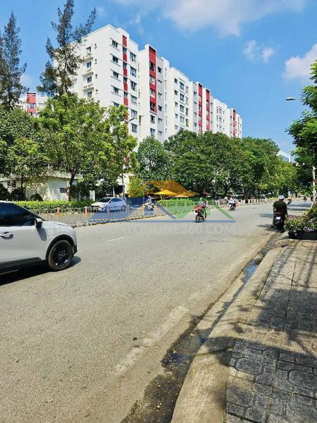 Dãy trọ 5 phòng - hxh sát mt - đối diện aeon  - 130m ngang 6.5 nhỉnh 7 tỷ tl