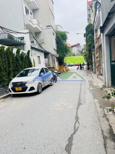 Bán đất phúc lợi, lô góc, 37m x 4m vuông đẹp, gần oto chỉ hơn 3 tỷ có tl. lh 0936123469