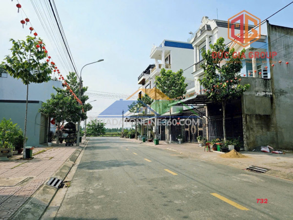 Bán nhà mới xây, siêu đẹp 1t3l kdc d2d võ thị sáu, trục d, chỉ 7,8 tỷ