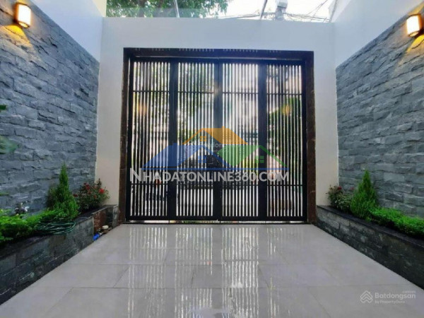 Bán nhà mới đẹp - hiện đại 3 tầng 80m2 - đường phú thuận - quận 7 . full nội thất
