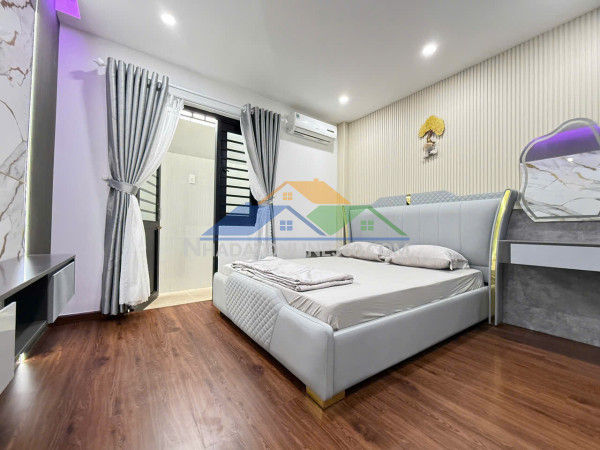 Bán nhà đẹp full nội thất y hình khu vip nhất quận - khu e kim long