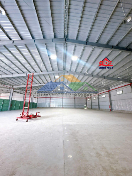 Xt199
cho thuê xưởng sx 2000m2 phan đăng lưu gần tân cảng idc - kcn hố nai 3 - p.long bình biên hoà .
 giá chỉ 100tr/tháng
