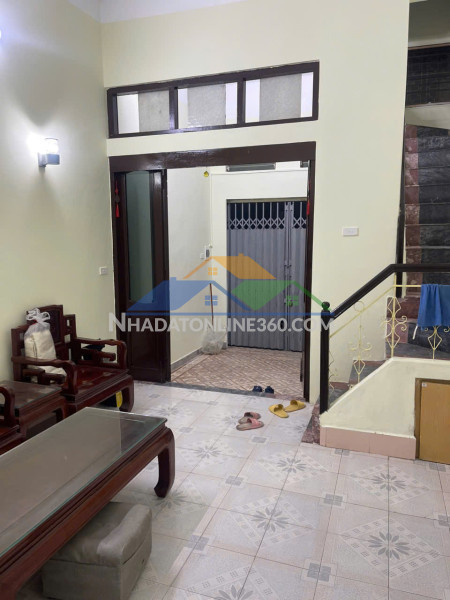 Chính chủ cho thuê nhà 3 tầng nguyên căn ở phùng chí kiên, cầu giấy. ngõ cạnh chung cư tràng an complex