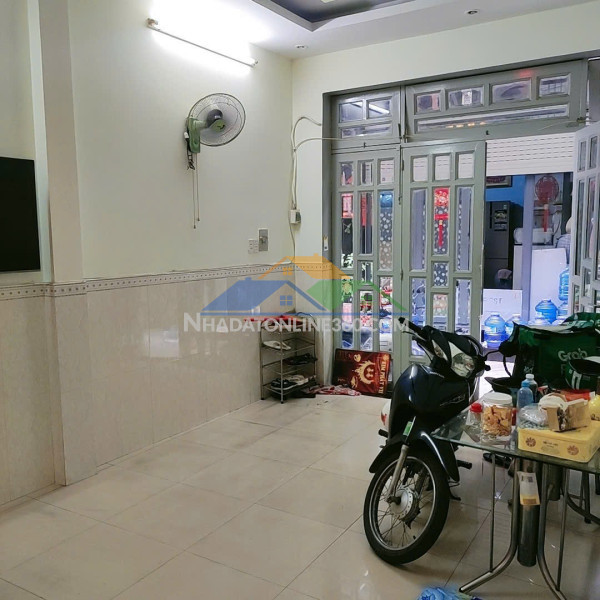 Siêu phẩm nhà hương lộ 2 ngay bv bình tân hẻm 7m 80m2,3tầng 5tỷ 2