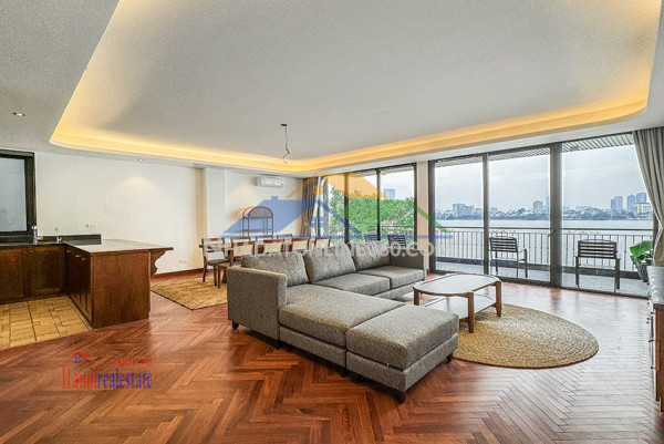 Căn hộ sky villa 3 ngủ 3 wc, dt 181m2, tòa 25t1 trung hòa, nội thất mới đẹp long lanh đẳng cấp 5 sao