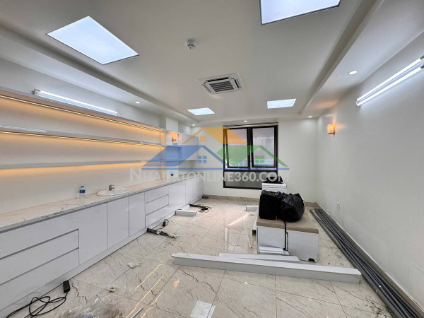Siêu phẩm lê trọng tấn – nhà đẹp như mơ, vị trí vàng – khu vip quan chức quân đội an ninh tốt- dòng tiền ổn định !