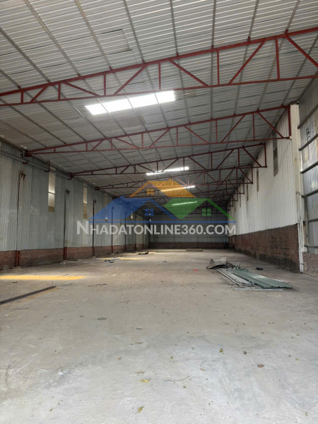 Cho thuê kho xưởng tại cụm công nghiệp ứng hòa, hà nội. diện tích đất 1200m xây dựng 850m , khung zamil cao 12 m
