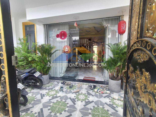 Hẻm 290b dương bá trạc q8 dt54m2 gáp bán.