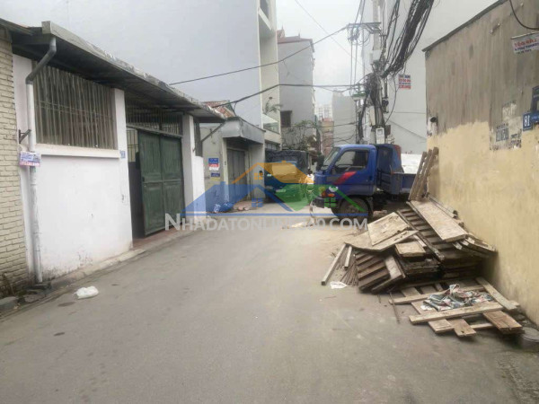 Bán đất rộng 140m ở cổ linh thạch bàn long biên oto tránh gần mặt phố mặt tiền: 5m 18 tỷ