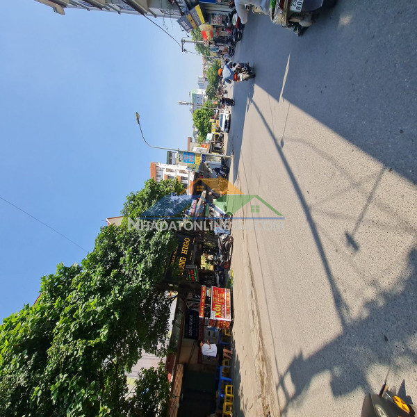 Đường 10m ô tô tránh tại trâu quỳ, gia lâm. 61m2, mt 5m. lh 0989894845