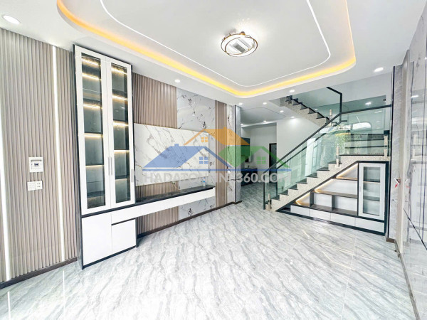 Bán đất dĩ an,đất đẹp giá rẻ,đường 2 ô tô,anh chị em đầu tư vào đây nhé,chỉ 1,7tỷ
