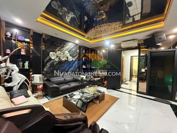Bán nhà phân lô ngĩa tân, vỉa hè, ôtô tránh, kinh doanh, dt 52m², 5 tầng giá 17 tỷ 150