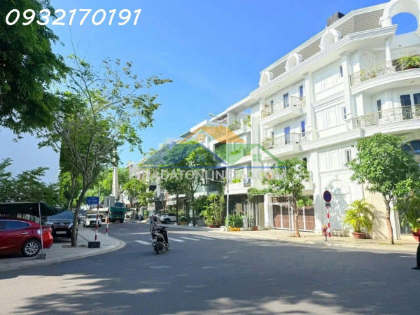 Chuyên đất nha trang- bán nhà lô góc có thang máy tái định cư vcn phước long 2- sinh lời cao.