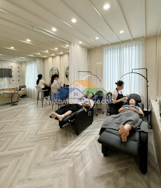 Chính chủ sang nhượng clb bi-a địa chỉ: tầng 4, 25 trung phụng, đống đa, hà nội