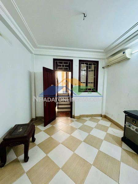 2 building trần thái tông - duy tân, 3 mặt thoáng vĩnh viễn, dòng tiền 300 triệu/tháng