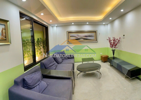 Bán nhà trung tâm quận đống đa, 44m², 3 tầng, 5pn, 3wc, sổ đỏ chính chủ, 20 ra phố