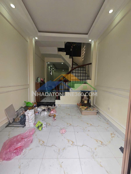 Bán nhà quan nhân - gia đình tự xây 33m - 3 pngủ 6.35 tỷ - ngõ ba gác 40m ra phố