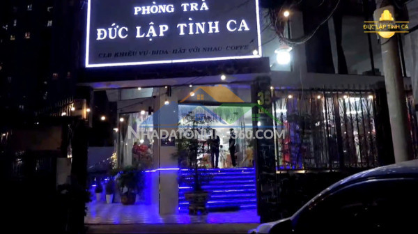 Cho thuê nhà biệt thự cao cấp full nội thất hơn 1000m2 vị trí kinh doanh đắc địa