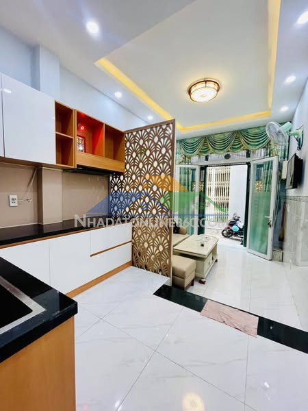 Nhà mặt tiền phan văn trị quận bình thạnh phường 12.
