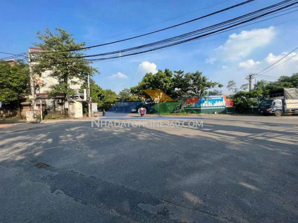 Đất nền tại bảo long new city, hương mạc, từ sơn, bắc ninh đang có giá 4,1 tỷ. diện tích rộng 103m2, mặt tiền 5m cực đẹp