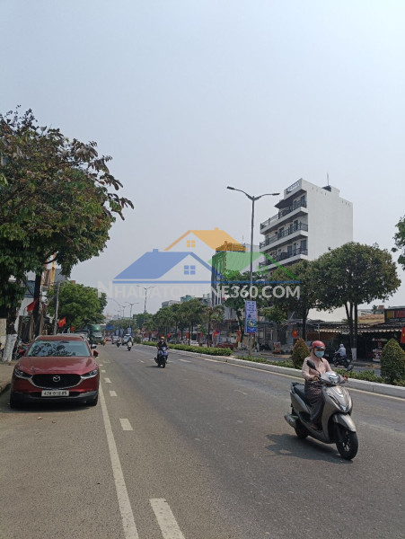 Bán nhà 2 tầng, mặt tiền kinh doanh đường 2/9, đà nẵng