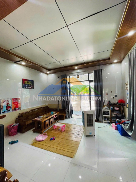 ???? bán nhà 2 tầng mặt tiền trương hữu hoàn - view sông như ý, p. thuỷ vân, gần công an tp huế đang xây dựng