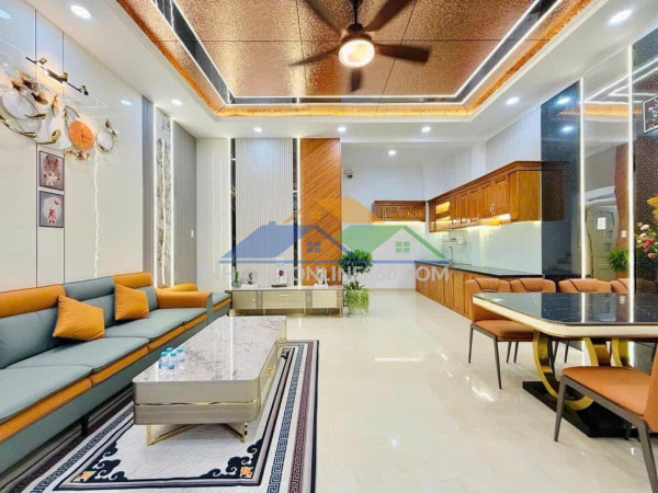 --bán nhà hxh cộng hòa, phường 4, quận tân bình; (4*12) 3 lầu mới cứng