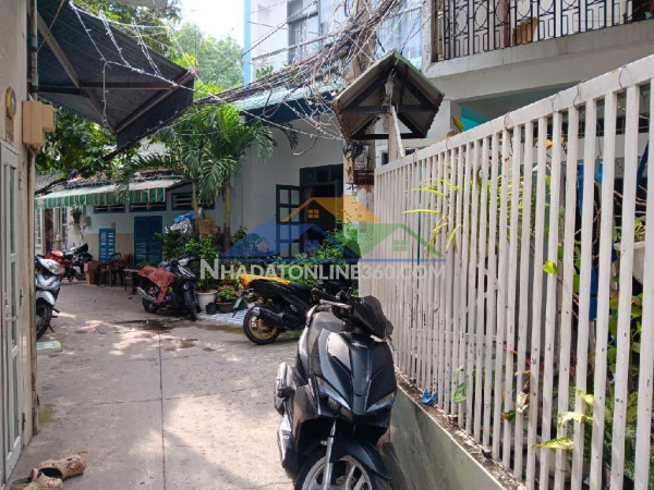 Hot, siêu phẩm, cần tiền bán gấp nguyễn duy [p14 q8] dt: 72m2(9x 8m) 2t,3pn chỉ 4.6 tỷ
