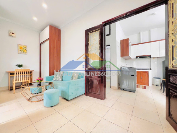 Cho thuê căn hộ tập thể tầng 3 quỳnh mai, 60m2, 2 ngủ, 7 triệu ở hộ gia đình