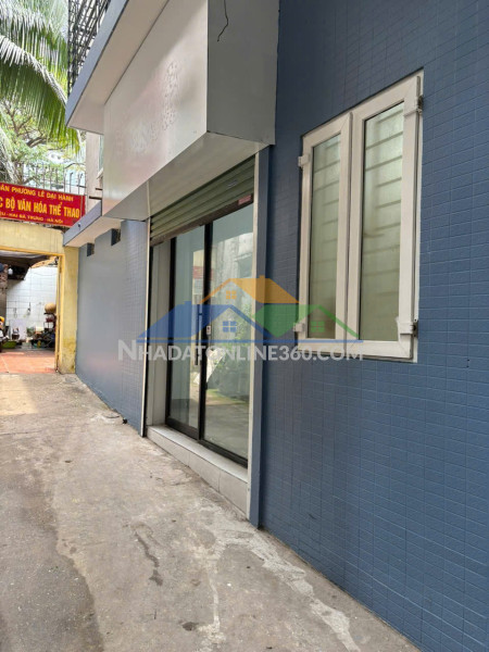 Cho thuê nhà ngõ văn chương, 3 tầng x 35m2, 3 ngủ, 10 triệu rất gần ô tô